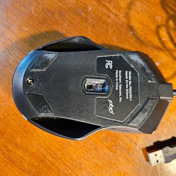 LVLUP RGB Pro USB Gaming Mouse Backlit LU737A-NOC Computer Accessory Wired - Picture 4 of 8